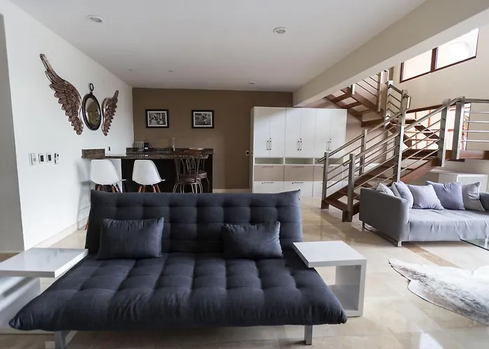 Apartment Modern Ph 3 Bedroom Condo High Floor At El Faro By Dpm