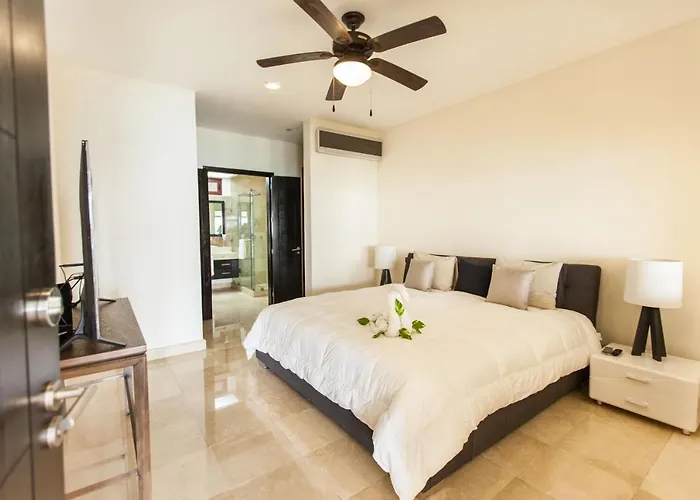 Apartment Modern Ph 3 Bedroom Condo High Floor At El Faro By Dpm Playa del Carmen